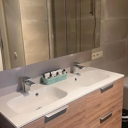 La Merveilleuse By Infiniti 3*