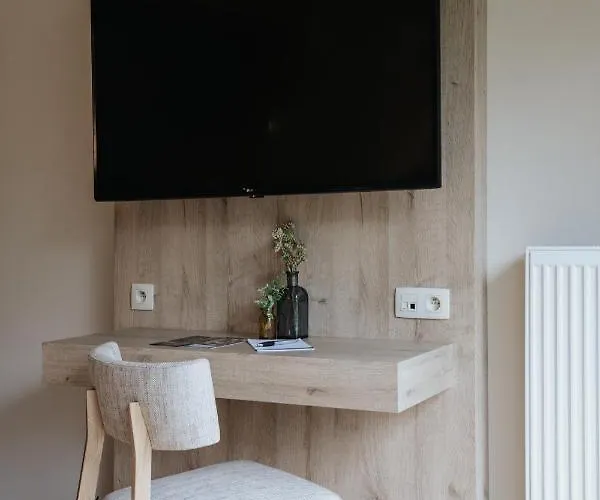 La Merveilleuse By Infiniti 3*