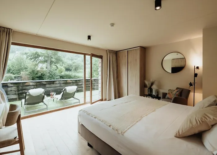 Hotel La Merveilleuse By Infiniti Hotel