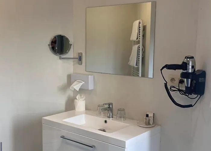 Hotel La Merveilleuse By Infiniti Hotel